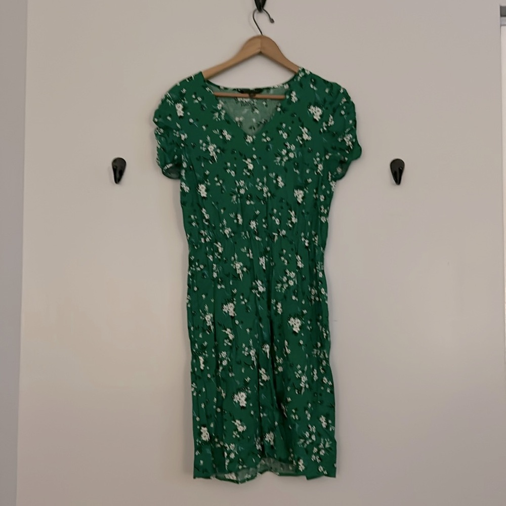 Like new Women’s banana republic dress